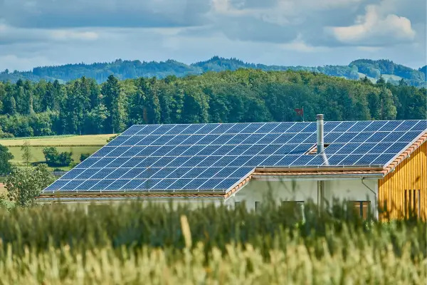 Infraestrutura de Energia: Transição para Fontes Renováveis